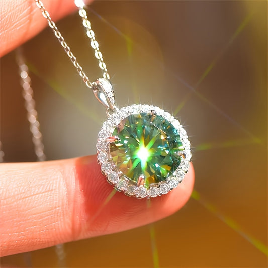 1pc 18k gold plated silver weight: 9.5g, main stone: 5 carat moissanite necklace,