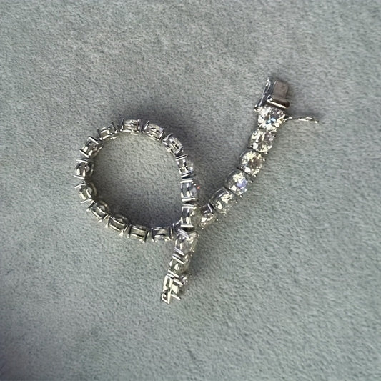 Luxury Moissanite Jewelry - Continuous Stone Placement